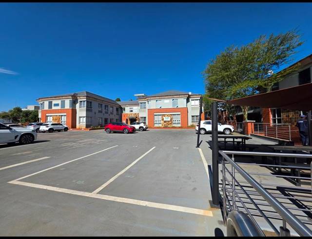 BUSINESS PROPERTY TO RENT IN FAERIE GLEN
